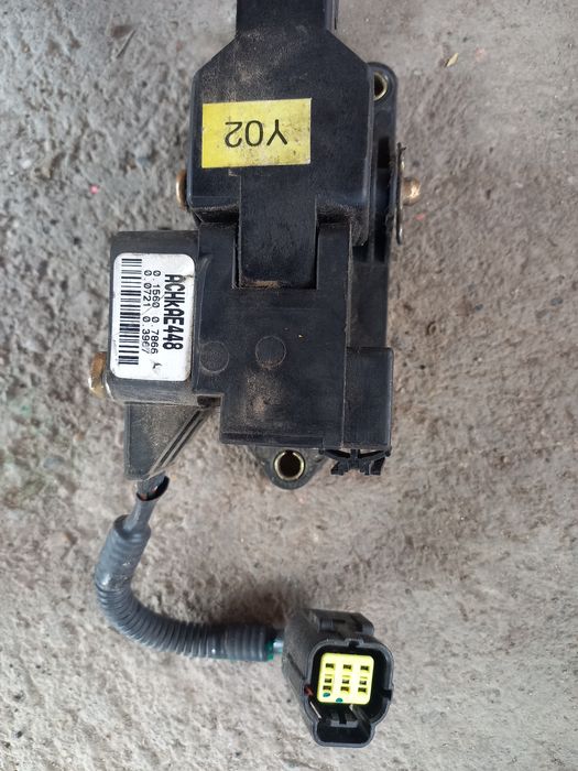 Газ педал Kia Sorento 2.5crdi