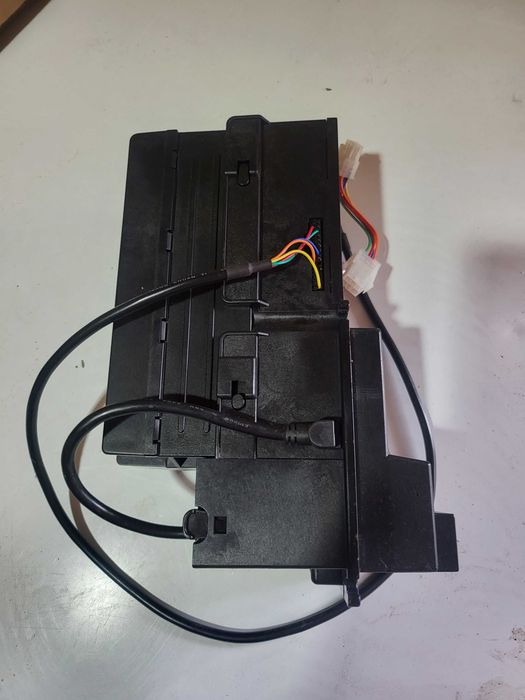 Cititor de bancnote ict v7 cu depozitare 450 ron
