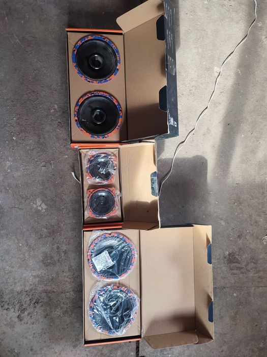 Продам в отличном состоянии динамики