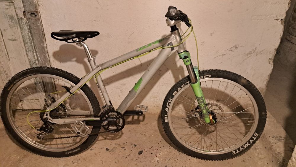 Bicicleta MTB roti de 26"| cadru aluminiu | Bulls