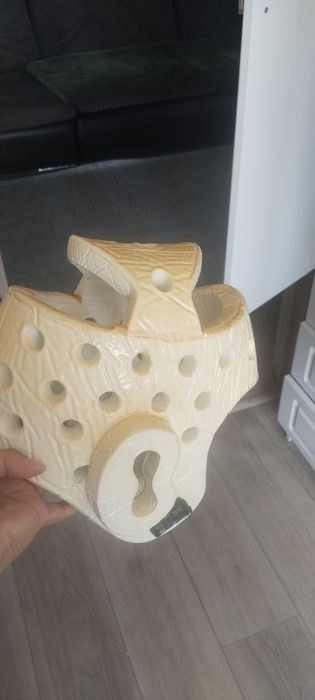 Продам  защитный шлем для головы