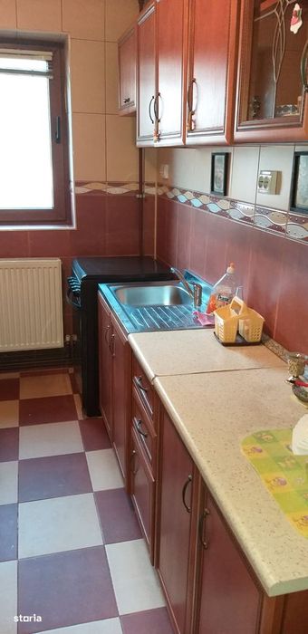 Oportunitate! Inchiriere apatament 3 camere Targoviste- zona Balaban
