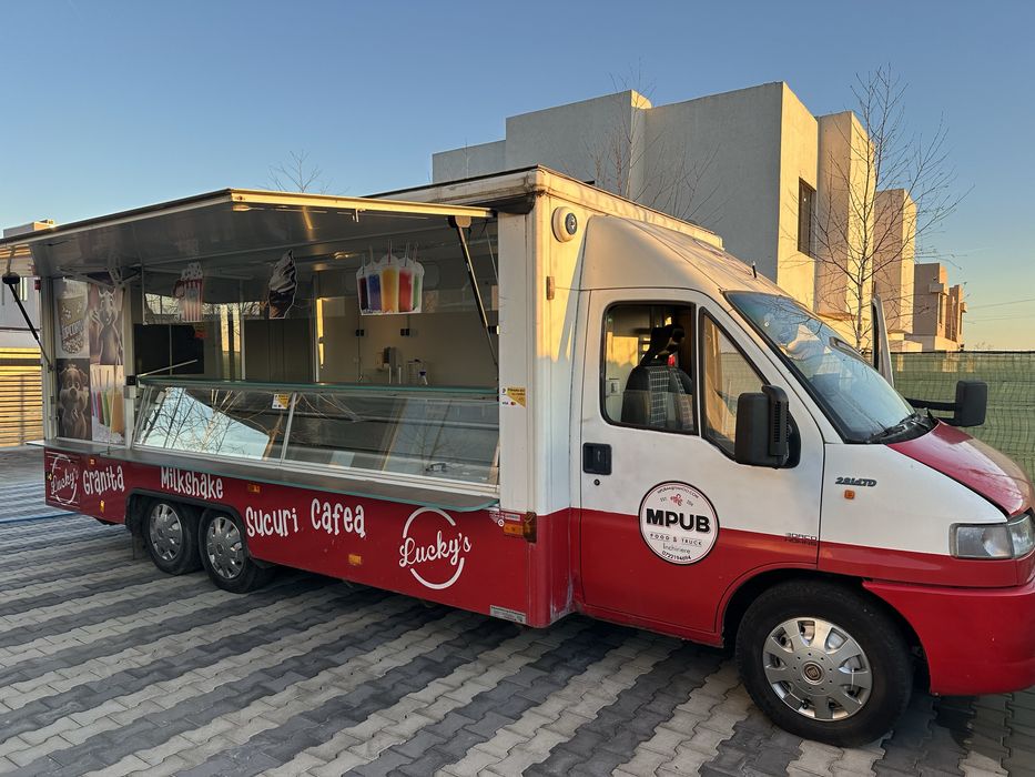 Vanzare sau inchiriere street foodtruck  camionete food truck rulota