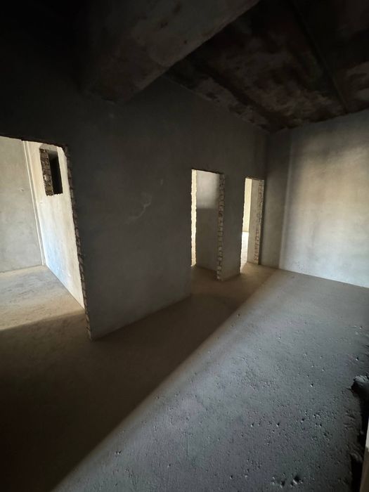 Срочна продаю, квартиру.