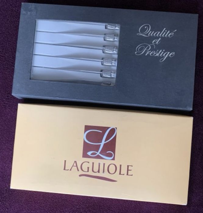 Doua seturi de cutite Laguiole