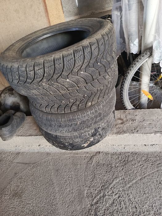 Шины всезоннка и летние комплект