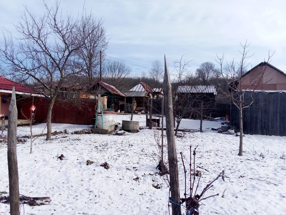 Casă de vânzare la țară