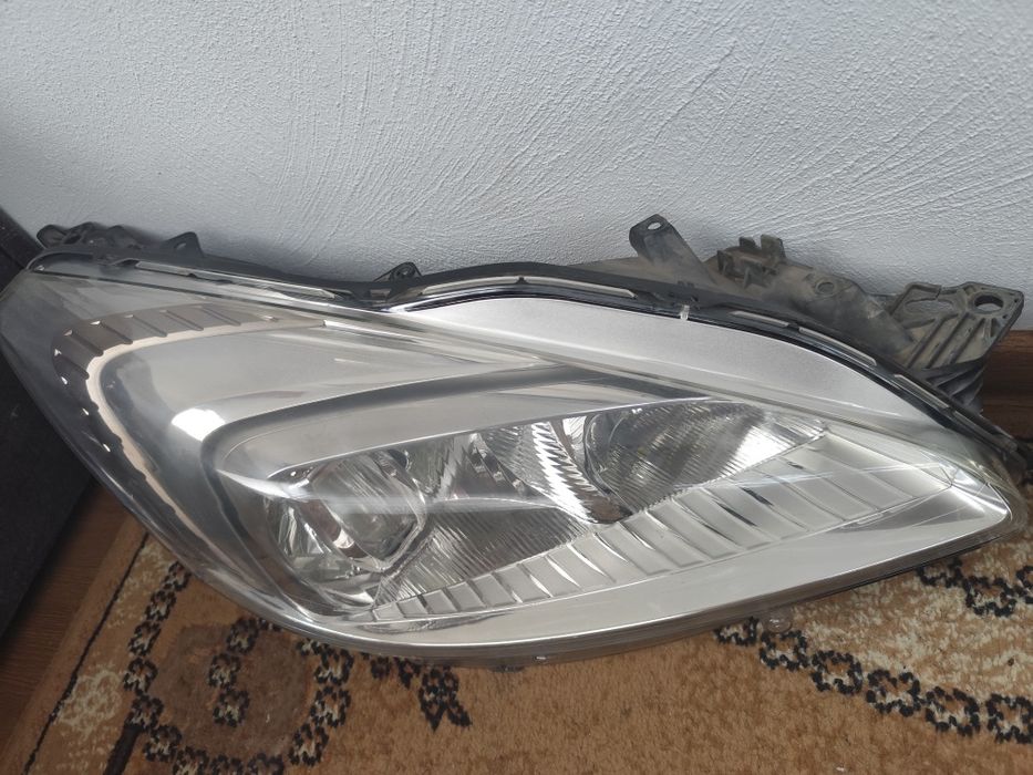 Фарове за Пежо 508