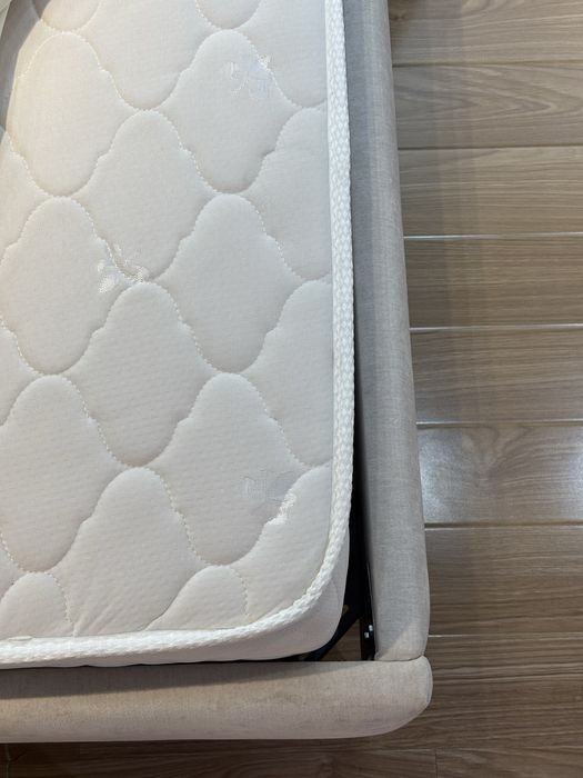 Кровати с матрасом со скидкой