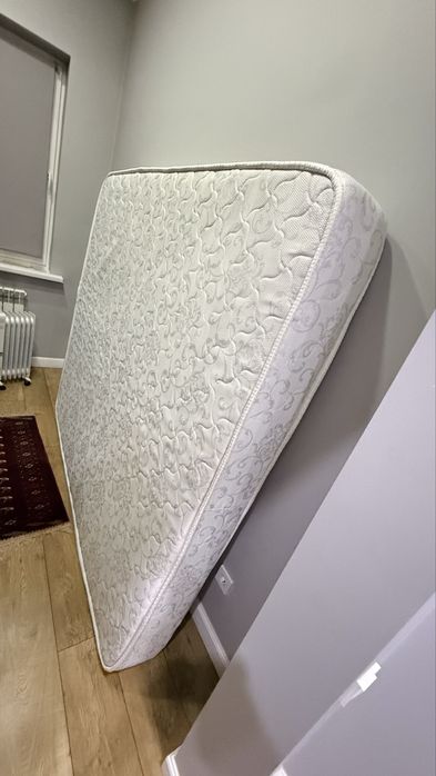 Матрас 180*200см