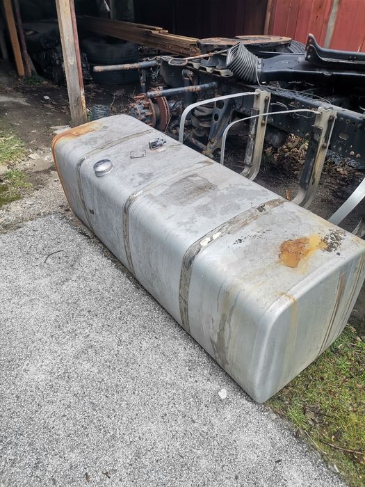 Резервоар за камион