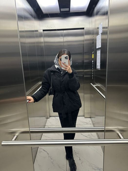 Продам женскую куртку