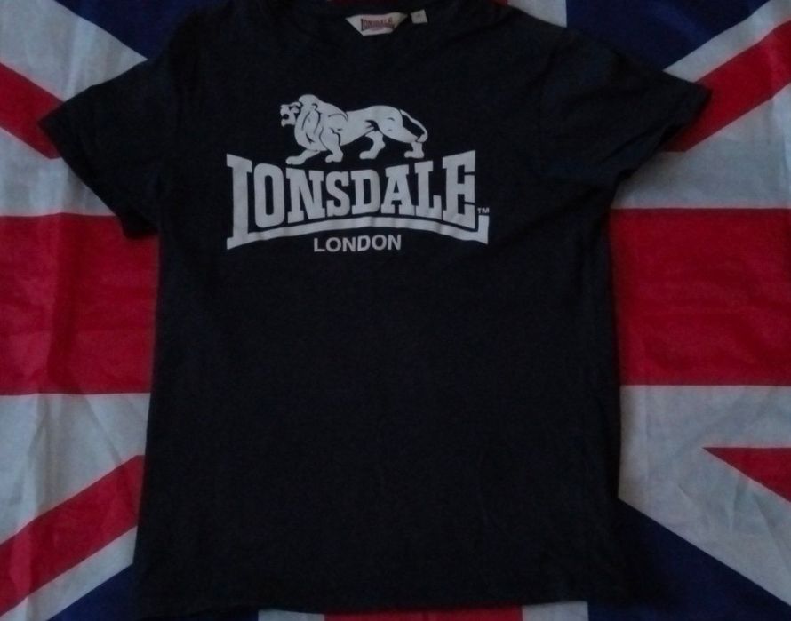 Продам футболку Lonsdale