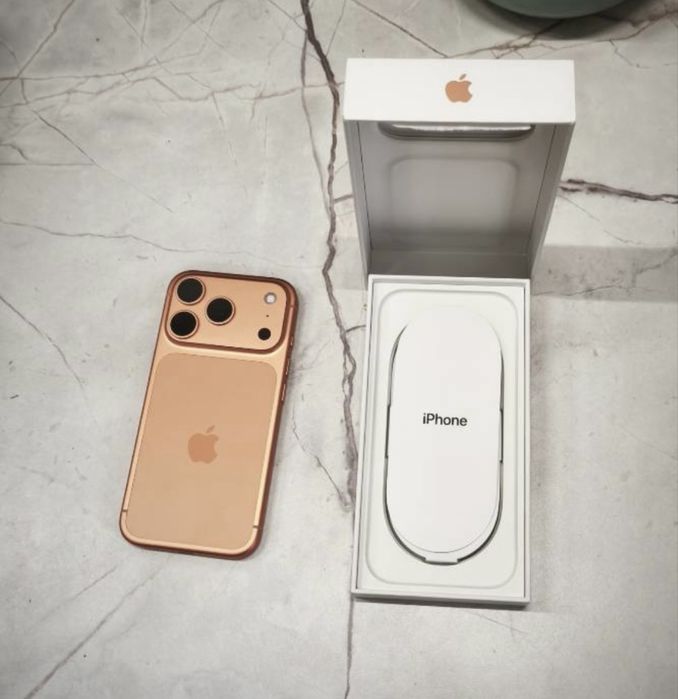 Продам срочно айфон 17 про 256 гб dual e sim
