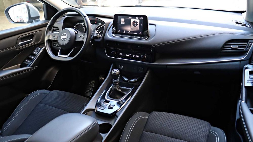 Nissan Qashqai /2022 / 140 CP / Lane Side / Camera /Nardo Grey