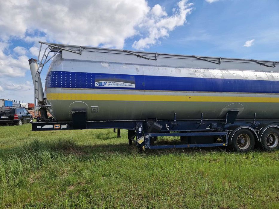 semiremorca Silo Feldbinder 58 m3, aluminiu