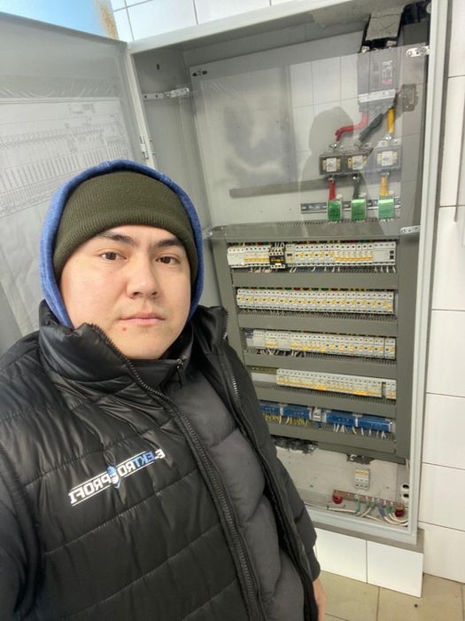 Электромонтажные работы / услуга электрика / люстра / электрик опытный