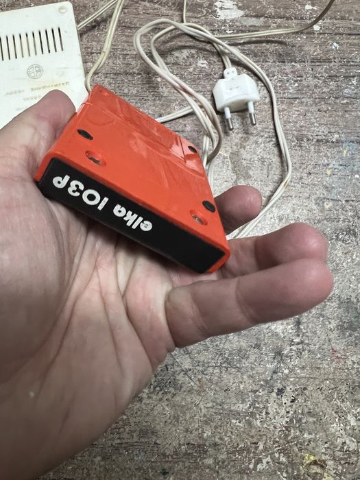 Елка 103p с адаптер, работи