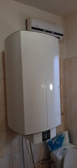 Vând Boiler 80 l STIEBEL  ELTRON