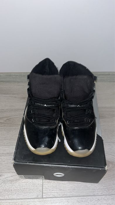 Vand jordan 11 jubliee marimea 45