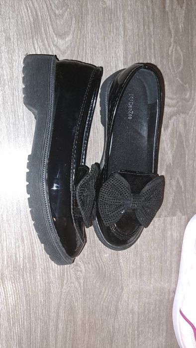 Детски обувки номер 32, 33 и 34