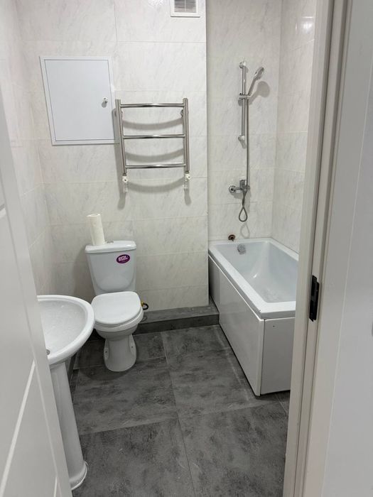 Sergeli rayon Qumariq Tower Up da uy sotiladi