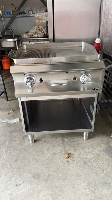Grill Plita Fry Top termostatat neted + striat crom MBM Italia