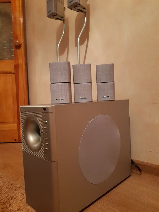 Продам сабвуфер microlab x8/5.1