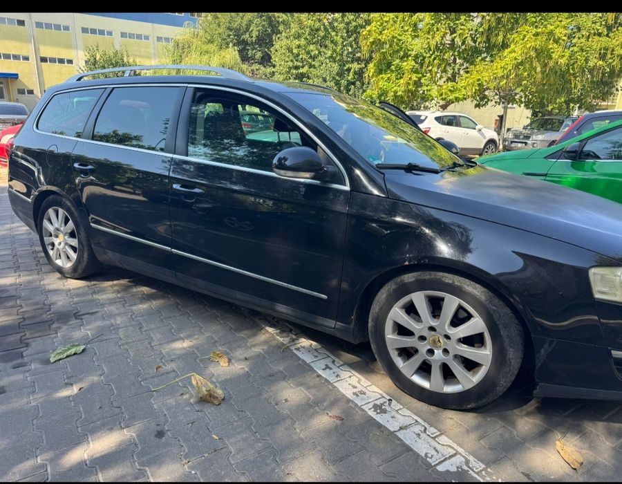 Vând  Volkswagen Passat B6