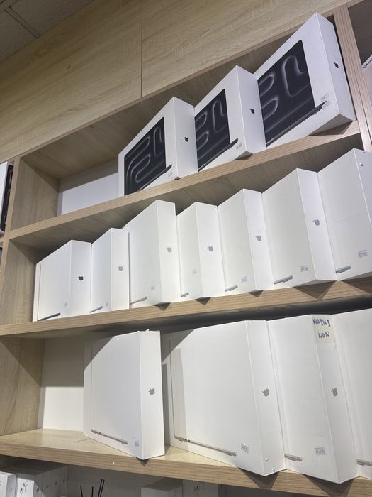 mac book air 13 m4 16/256 skyblu black starligihit