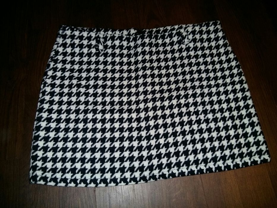 Fusta si alte haine dama