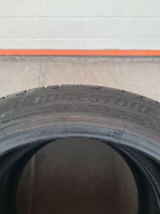 Летни гуми 2 броя BRIDGESTONE Potenza S001 215 40 R17 дот 3314