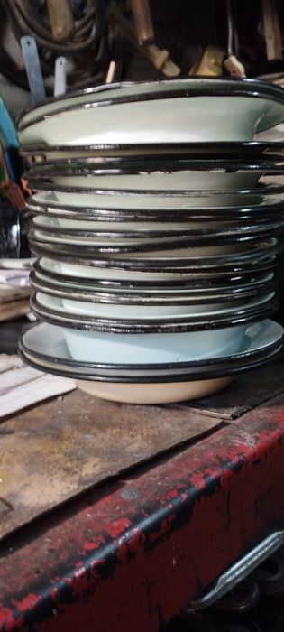 Тарелки эмалированные