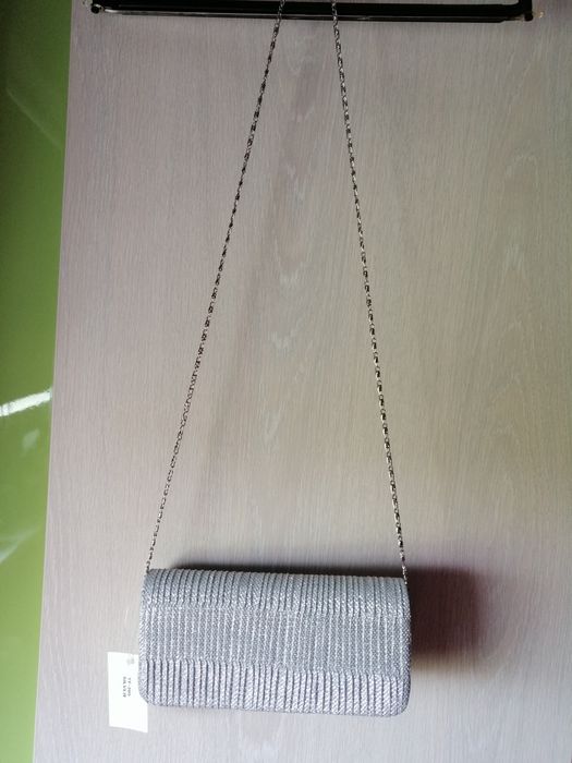 Genti material textil și piele naturala