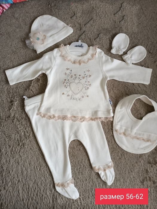 Продам одежду детскую