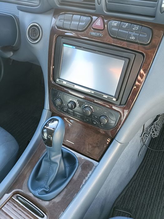 2004 Mercedes C180 бензин