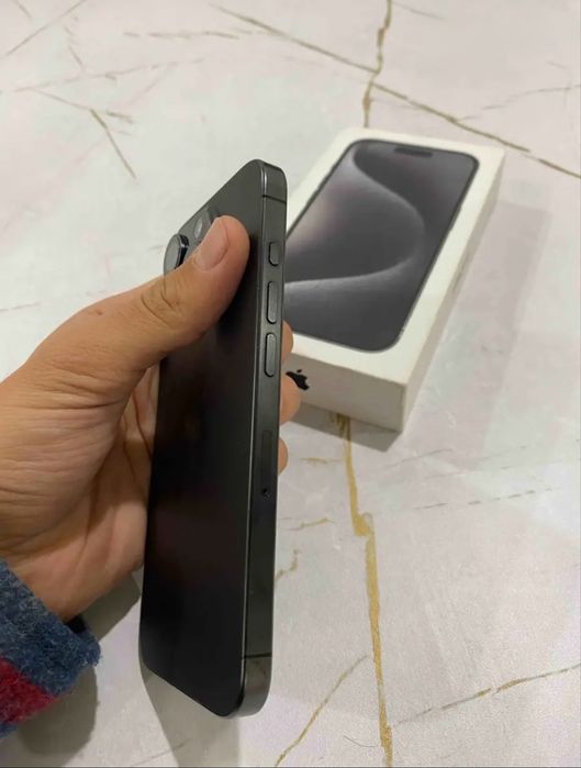 Iphone 15 pro 83% идеал