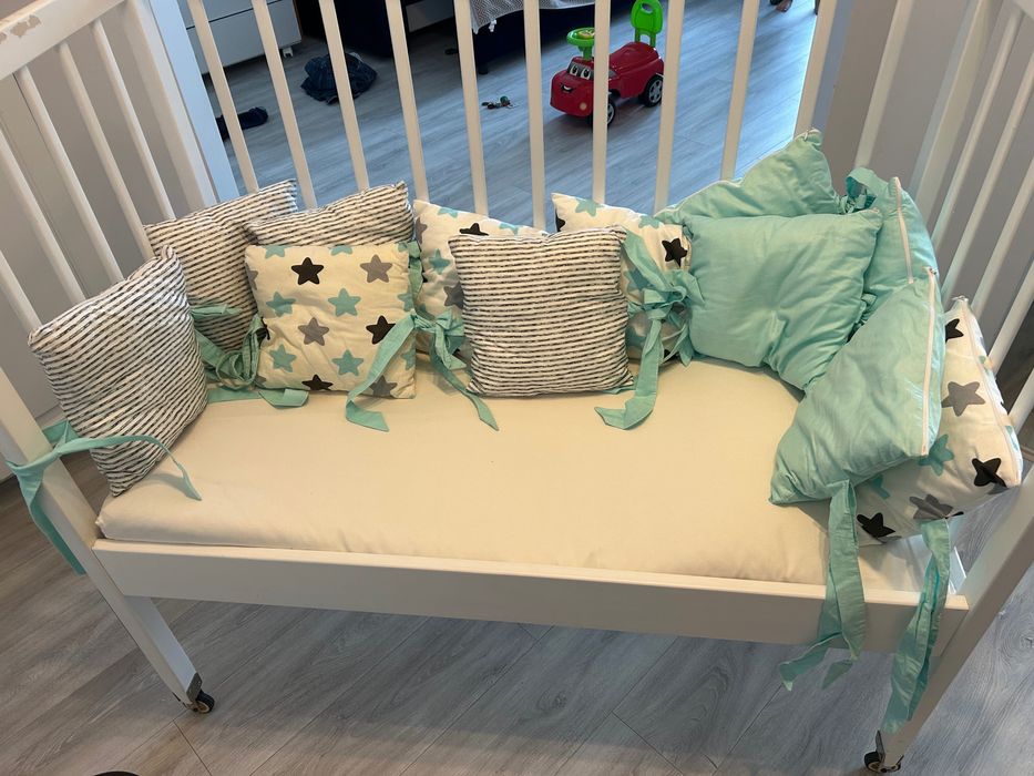 Продам детскую кроватку