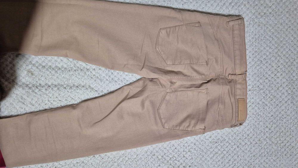 Дамски панталон Stradivarius