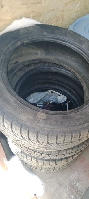 Продам комплект резины