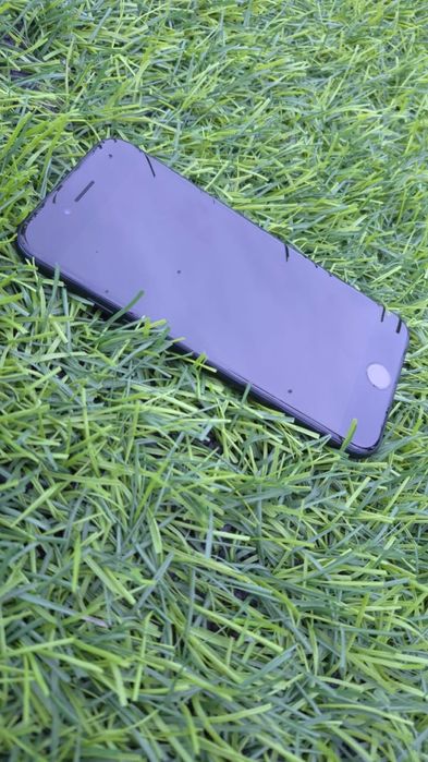 Iphone se 2022 (3-gen)/ 128gb