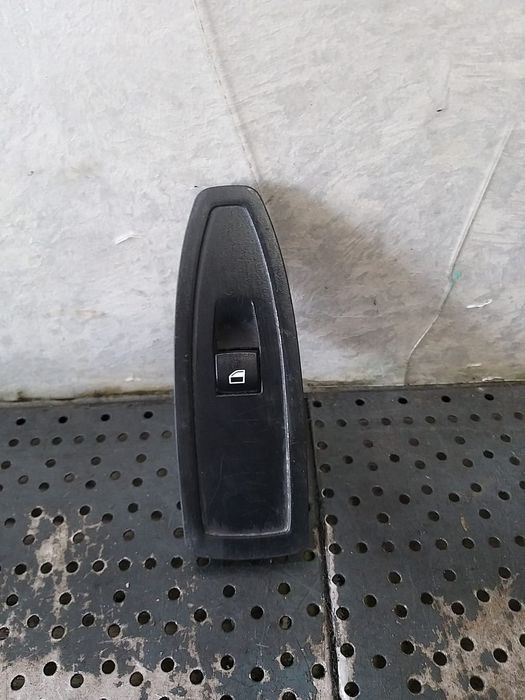 Buton geam electric dreapta fata bmw seria 1 f20 f21 920810701