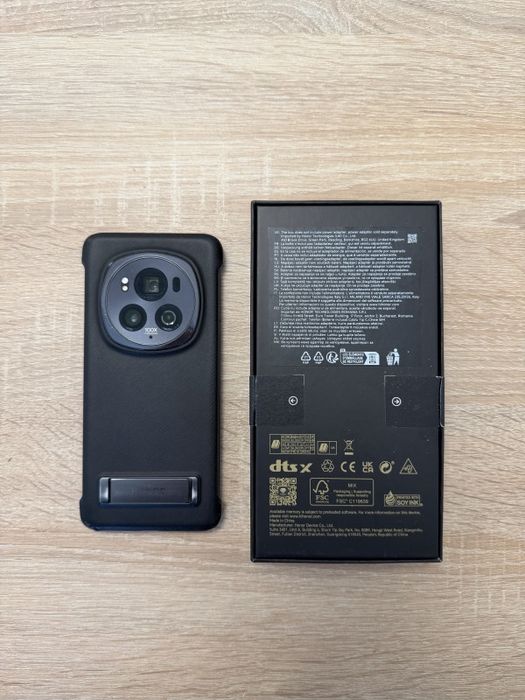 Honor magic 6 pro / Гаранция 16м. / Yettel / Пълен комплект + 3 кейса