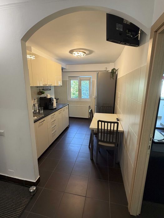 Drumul Sarii 3 camere, 2 balcoane, 2 bai + parcare