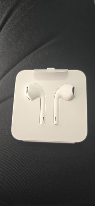 Оригинални слушалки за iPhone
