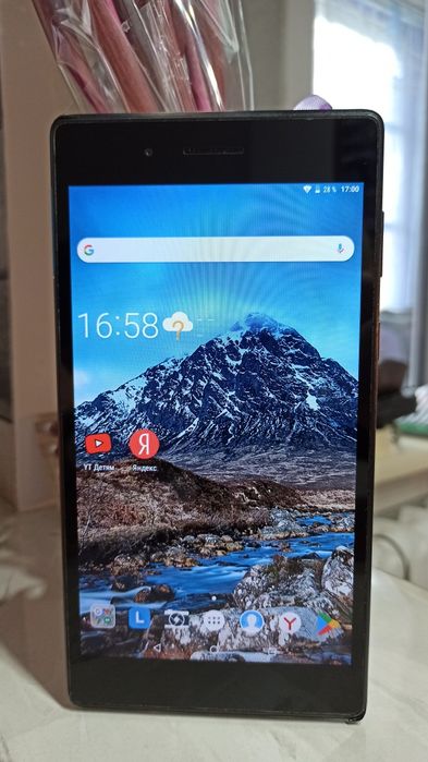 Продаю планшет Lenovo TB-7304F