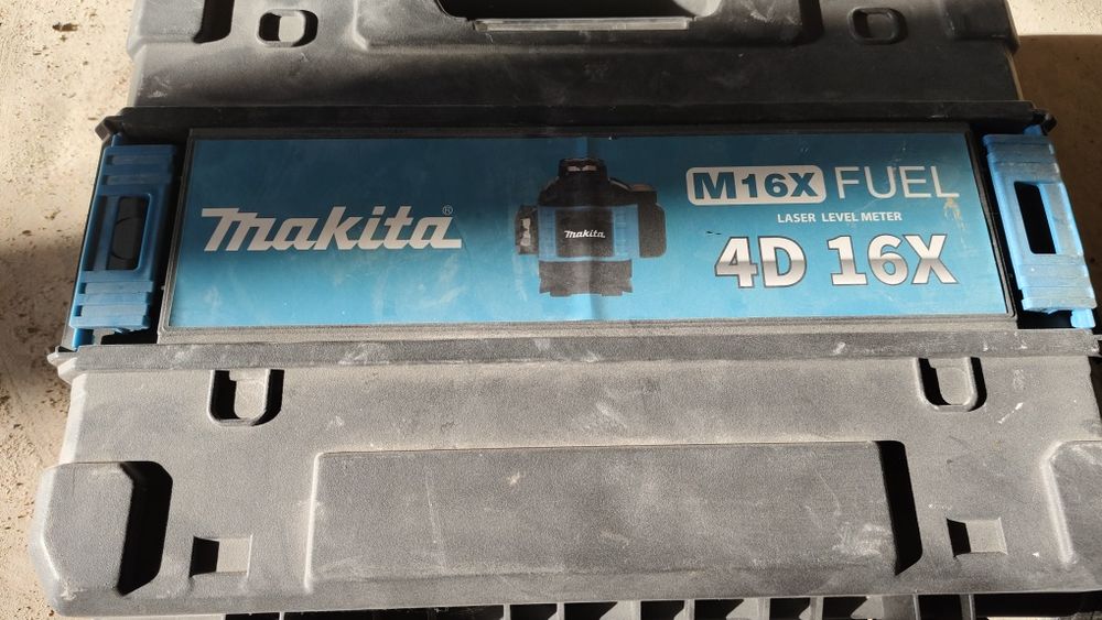 Продам лазерный уровень Макита почти новый