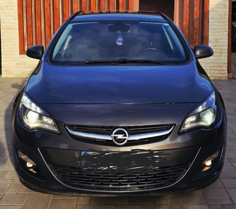 Vind opel astra j