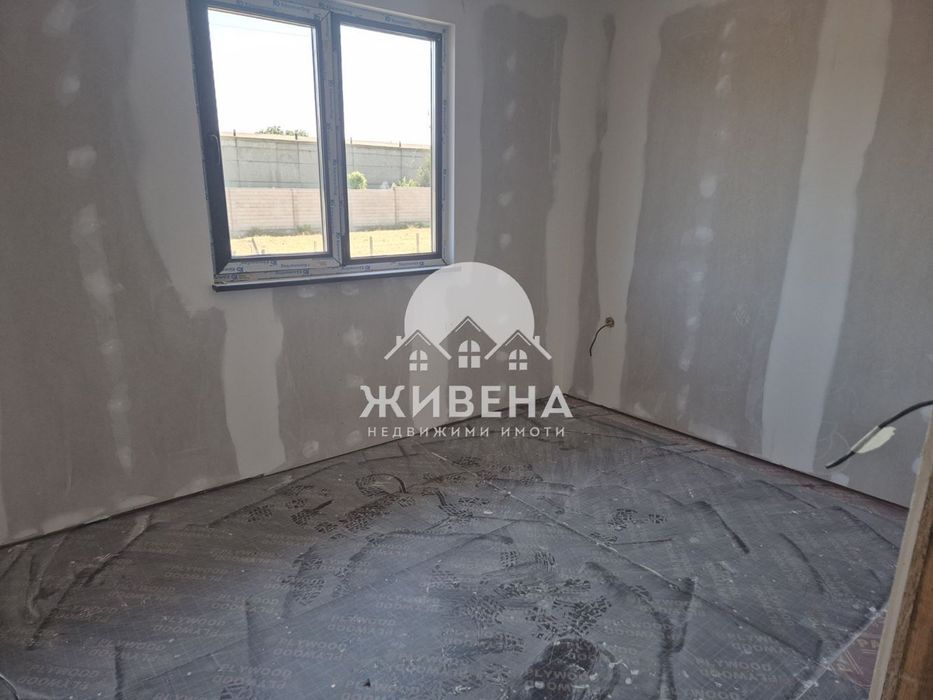 Продава нова къща в с.Яребична площ 113 кв.м