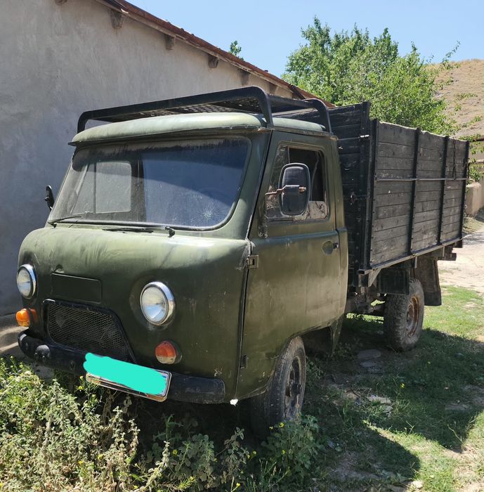Uvaz yuk moshenasi